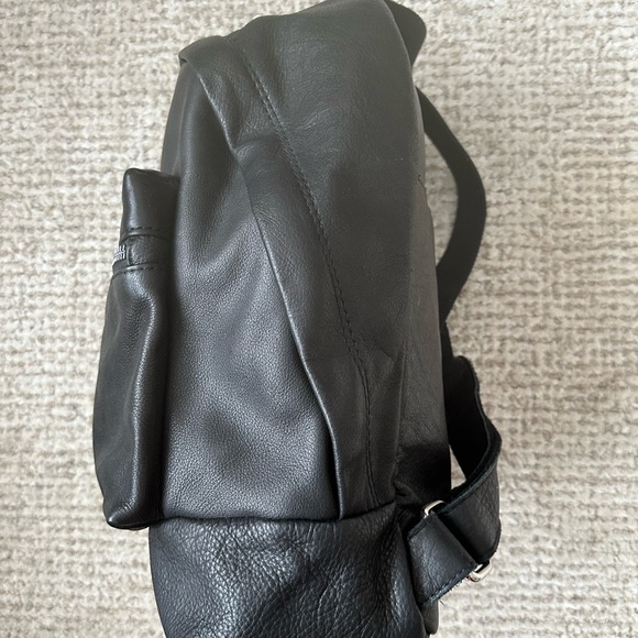 American Leather Company Black Leather Unisex  Backpack EUC - Picture 6 of 8
